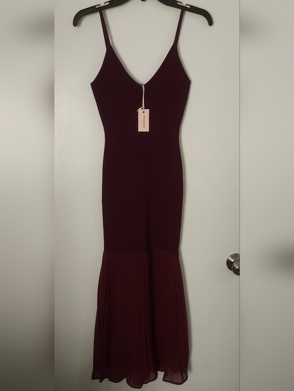 Teria Yabar Dress Burgandy Wine Color Size S/M, new with tags
